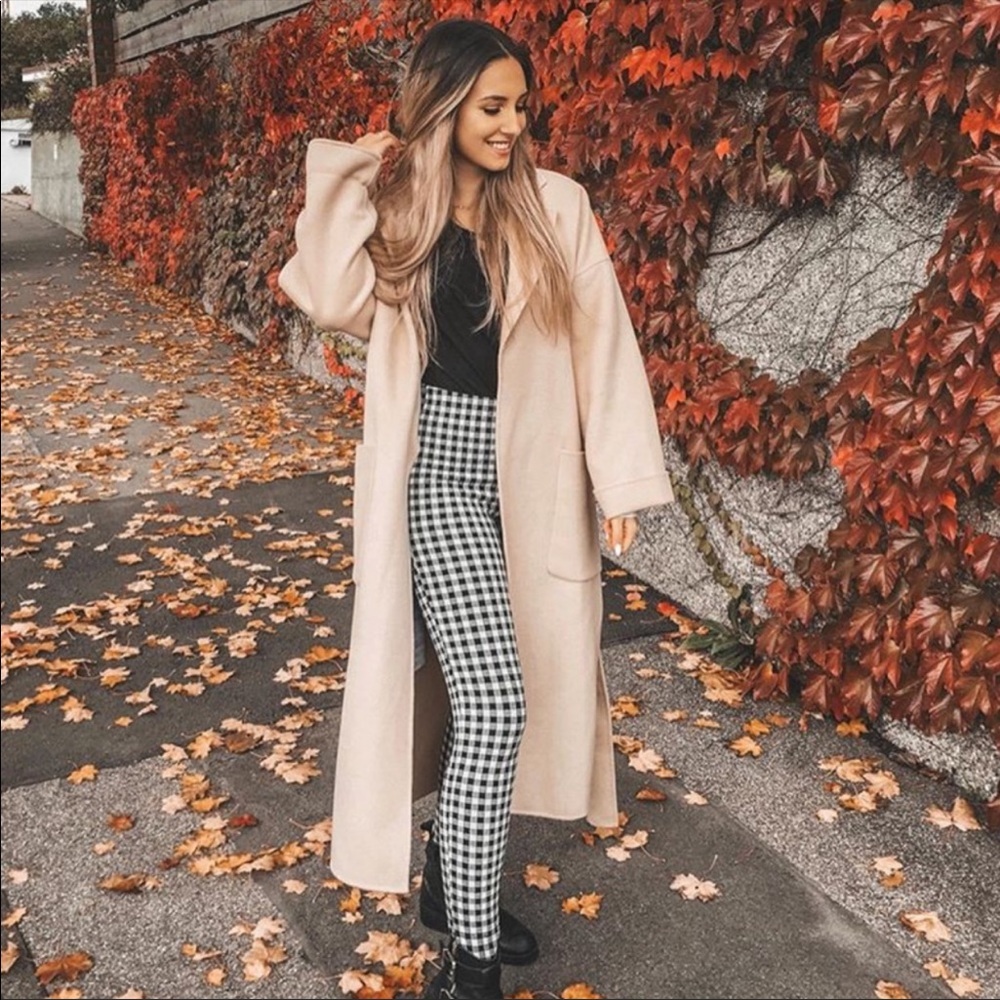 NWT Zara patch pocket coat in light beige